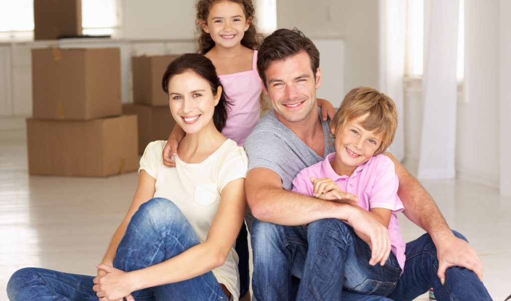 Rodzina w nowym domu