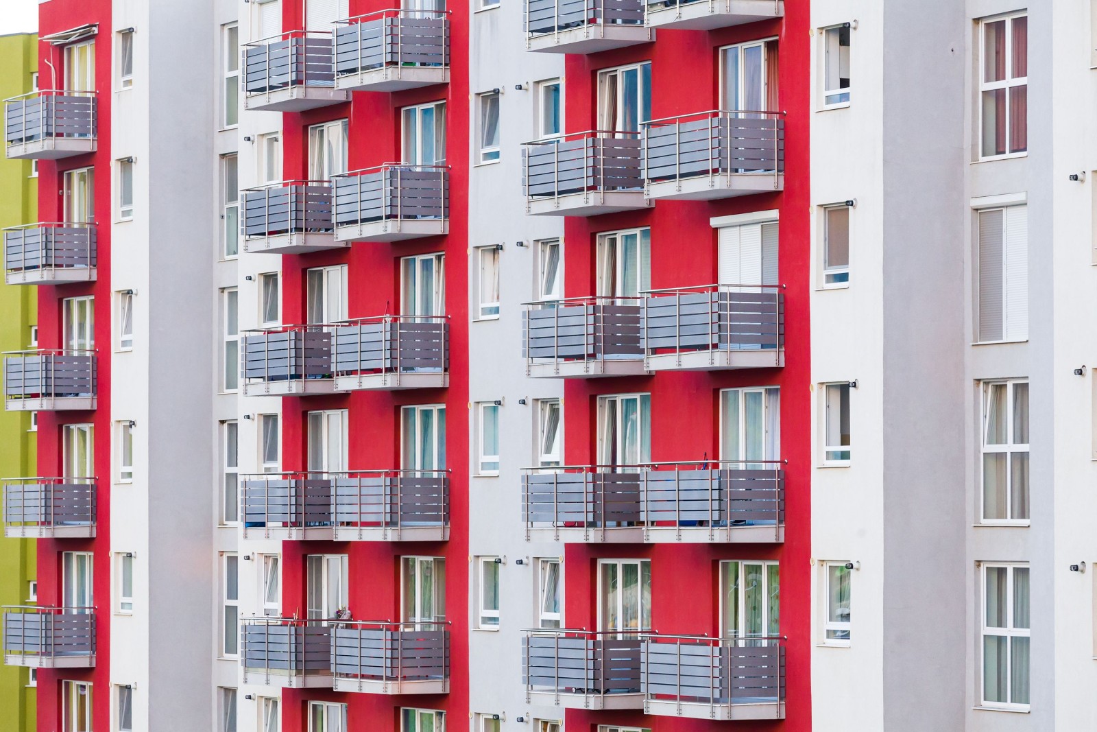 Nowe mieszkania na sprzedaż lub wynajem - świeże sąsiedztwo.