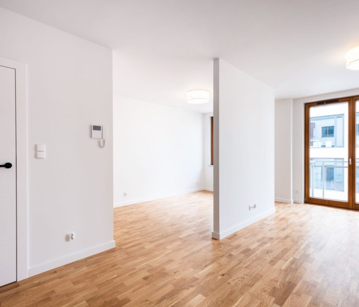 Puste nowe wnętrze mieszkania nieruchomość na sprzedaż lub wynajem