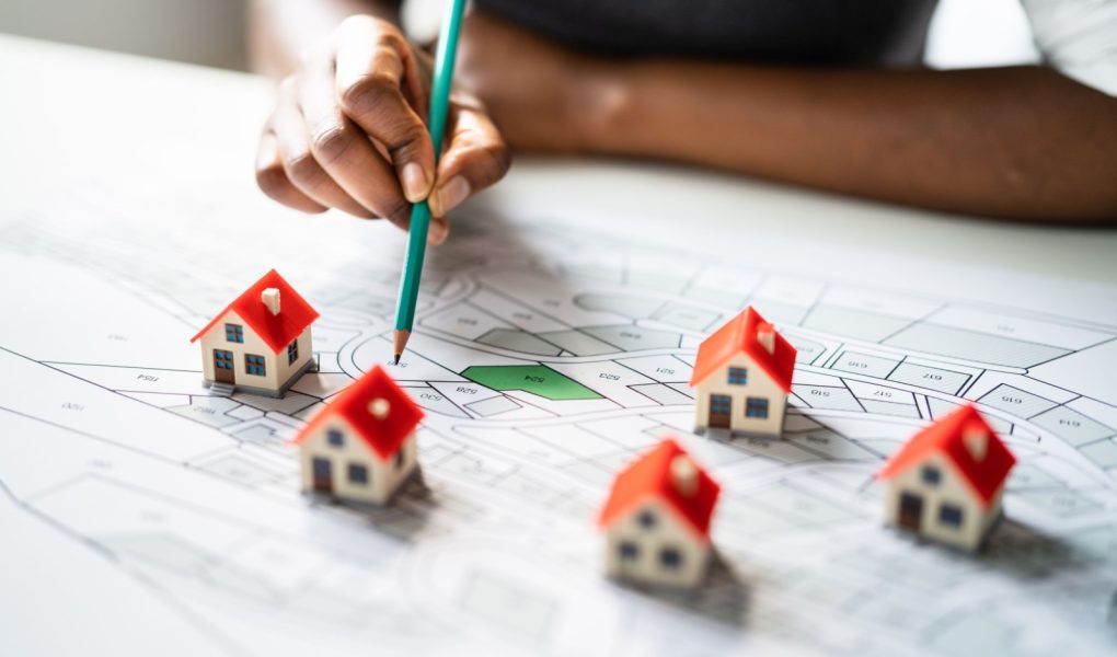 Działka i mapa katastralna. House Development