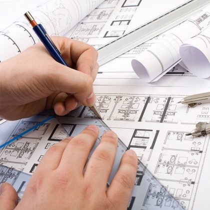 Plany architektoniczne i plany w biurze