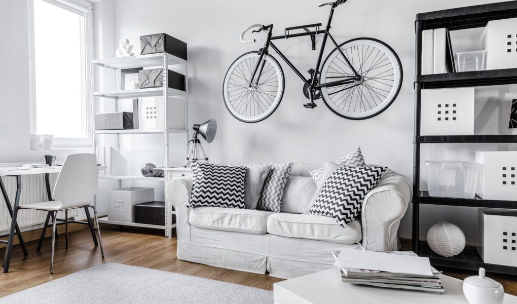 Nowoczesny czarno-biały apartament jednopokojowy