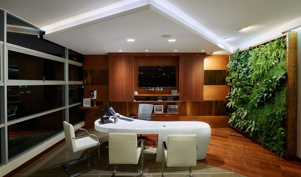 Projektowanie wnętrz: Nowoczesne, eleganckie biuro