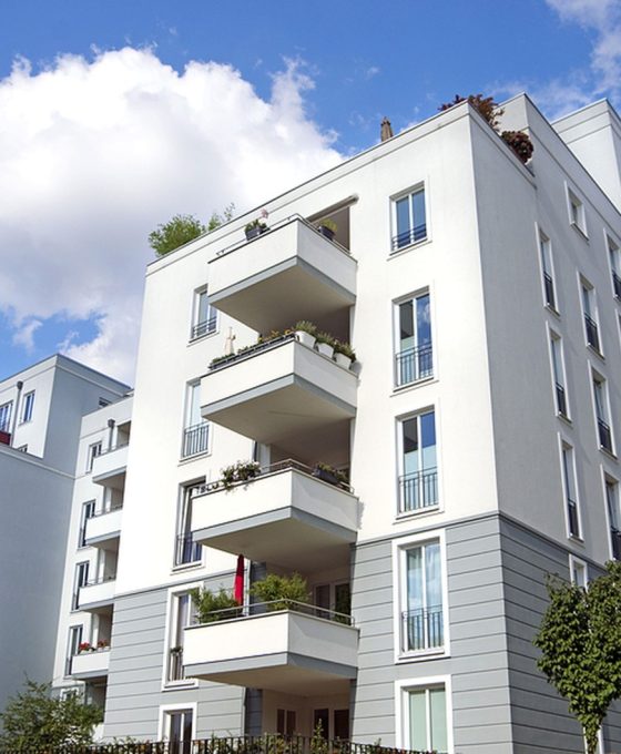 nowoczesne kamienice apartamentowce w berlinie niemcy