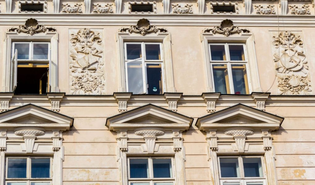 Stare zabytkowe kamienice na Starym Rynku w Krakowie ( Kraków Polska)