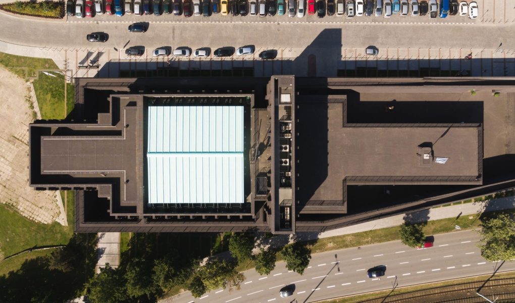 Widok Gdańskiego Teatru Szekspirowskiego z lotu ptaka